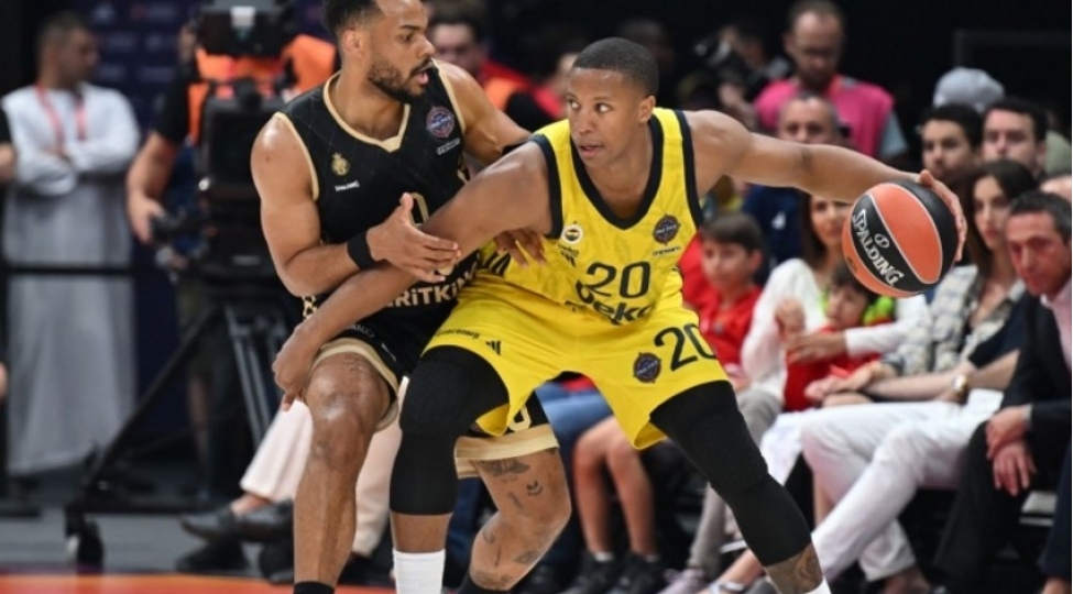 fenerbagcha-monakonu-meglub-ederek-avropa-liqasinin-qalibi-olub