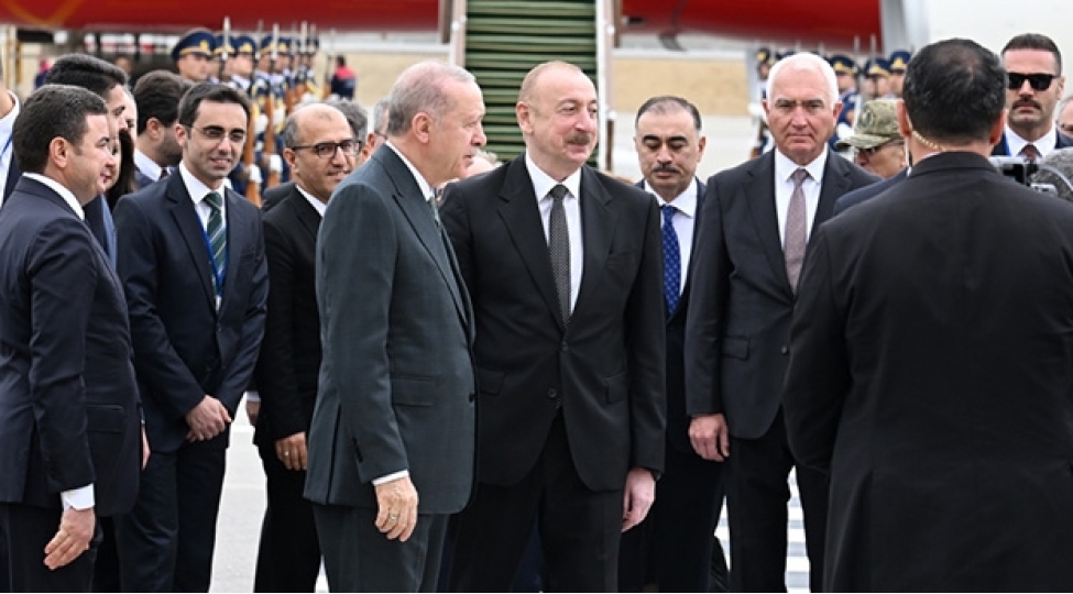 prezident-lachin-hava-limaninin-achilishindan-goruntuler-paylashdi