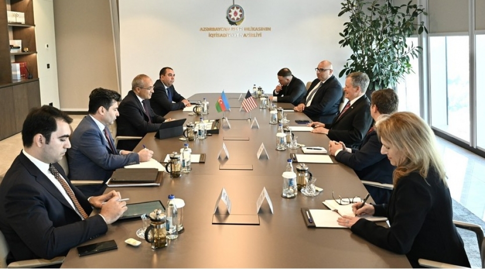 azerbaycanla-absh-arasinda-iqtisadi-ticaret-elaqeleri-muzakire-olunub