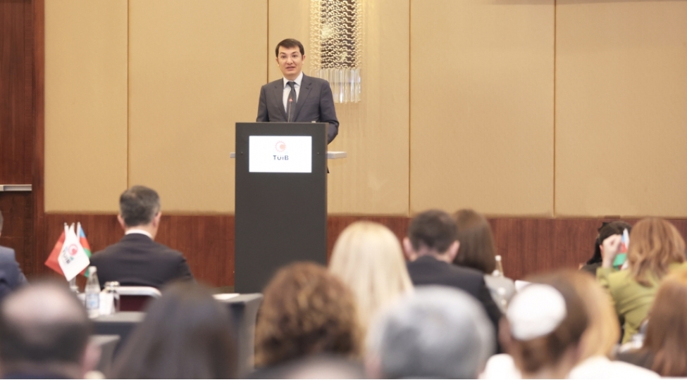 elnur-eliyev-azerbaycan-orta-dehlizin-tranzit-potensialinin-genishlendirilmesinde-maraqlidir