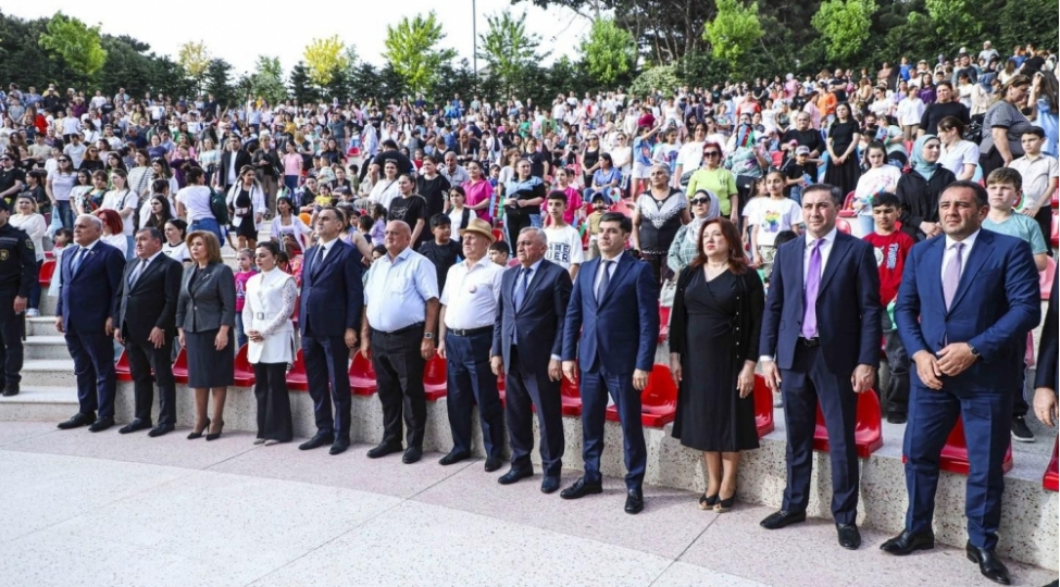 1-iyun-ushaqlarin-beynelxalq-mudafiesi-gunu-munasibetile-konsert-proqrami-teshkil-olunub
