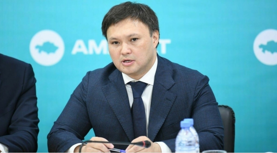 qazaxistanin-76-milyon-ton-karbohidrogen-rezervleri-var