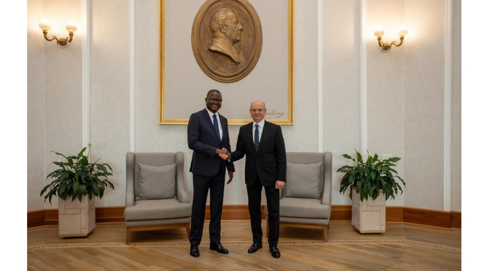 azerbaycan-qvineya-bisau-ile-energetika-sahesinde-yol-xeritesi-hazirlayacaq