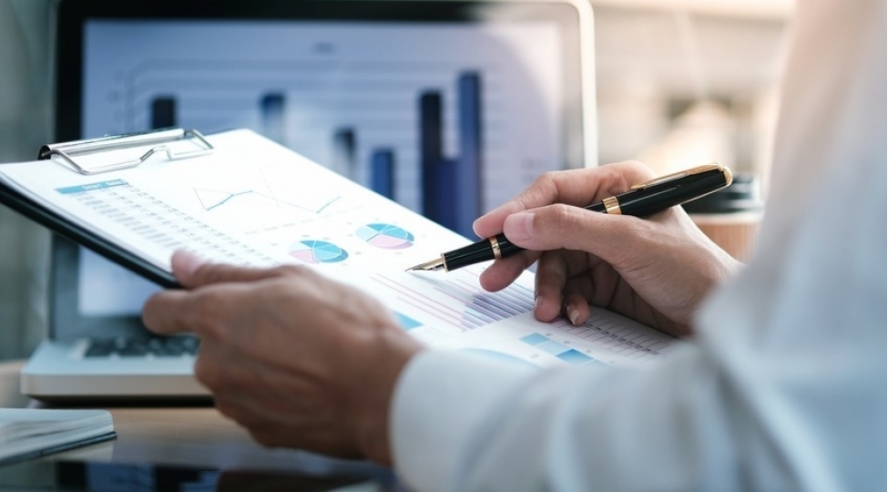 amb-oten-il-15-milyard-manatliq-sehm-ve-istiqrazi-dovlet-qeydiyyatina-alib