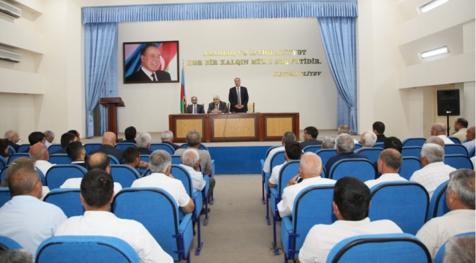 berdede-taxil-bichini-prosesinin-muteshekkil-teshkiline-hesr-olunmush-regional-mushavire-kechirilib