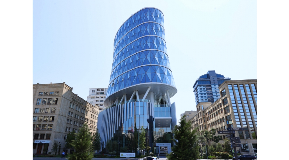 dovlet-gomruk-komitesi-kollegiyasinin-terkibi-genishlendirilib