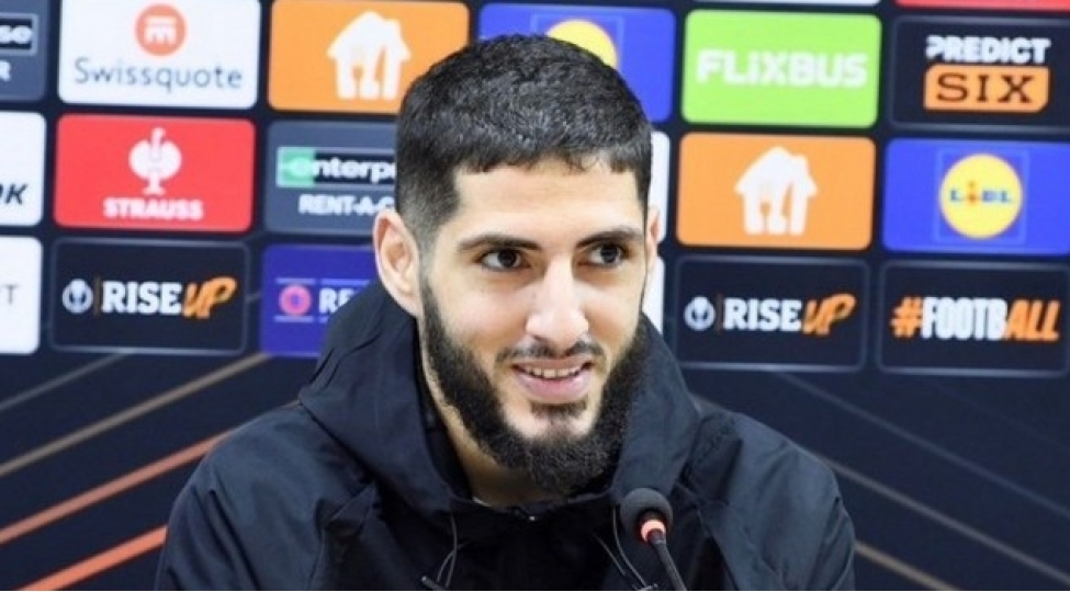 qarabag-yassin-benzia-ile-yollarini-ayirdigini-achiqlayib