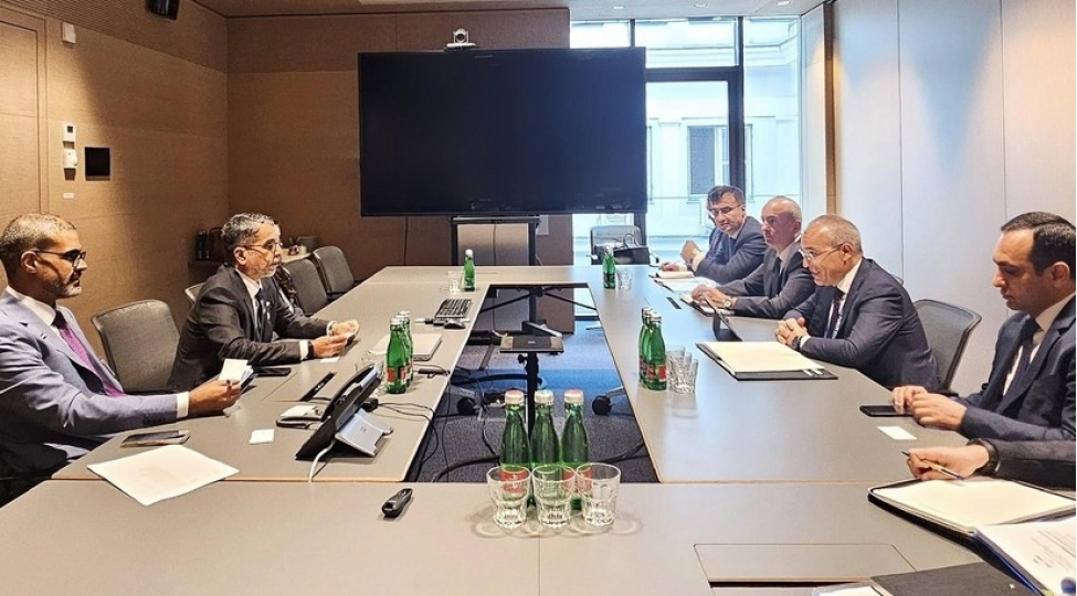 ebu-dabi-inkishaf-fondunun-olkemizde-sermaye-qoyulushu-imkanlari-muzakire-edilib