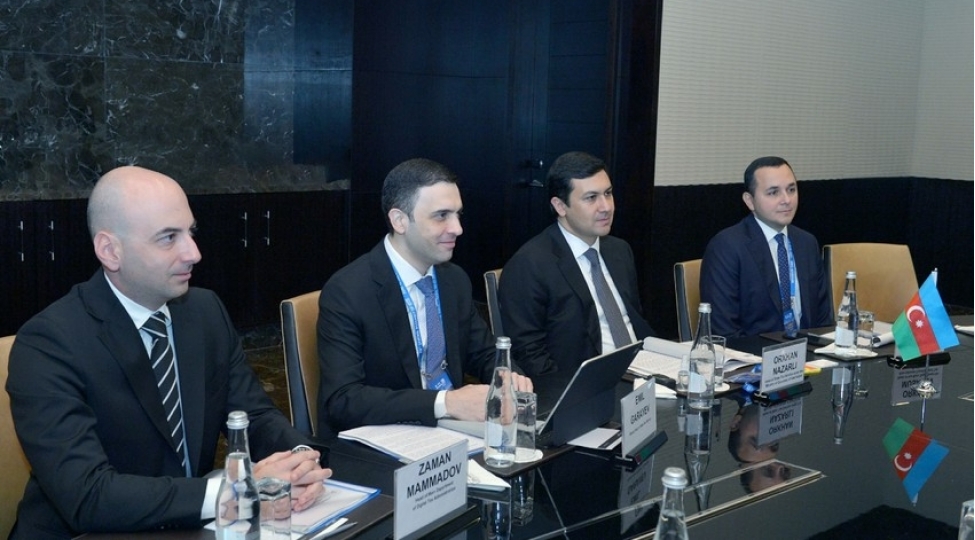 azerbaycan-litva-ile-vergi-sahesinde-innovativ-yanashmalari-muzakire-edib
