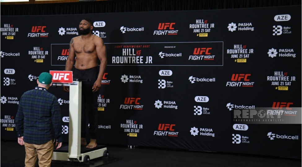 bakidaki-ufc-turnirinden-evvel-resmi-chekiolchme-merasimi-kechirilib