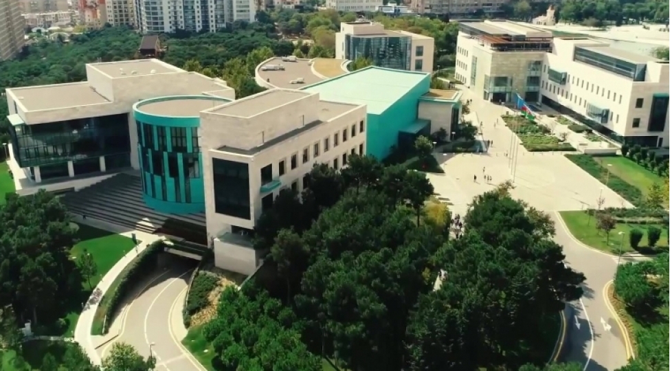 ada-universitetinde-telebeler-uchun-yeni-ixtisaslar-achilacaq-tedris-binalari-istifadeye-verilecek
