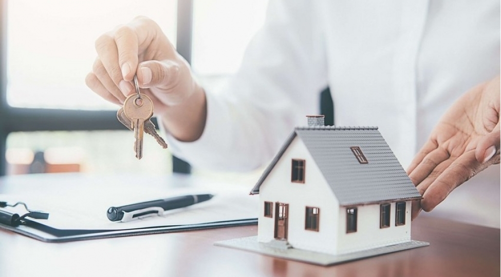 azerbaycanda-dashinmaz-emlak-uzerinde-mulkiyyet-huququnun-qeydiyyati-4-e-yaxin-azalib