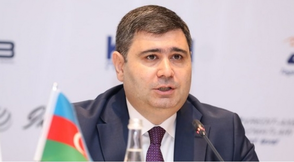 amb-resmisi-kredit-burolari-maliyye-sabitliyinin-esas-sutunlarindandir