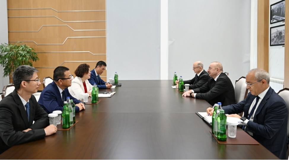 prezident-chinin-dongfang-electric-international-corporation-shirketinin-idare-heyetinin-sedrini-qebul-edib