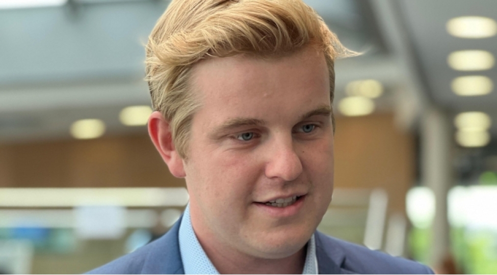 oecd-in-nuve-enerjisi-agentliyinin-numayendesi-bonn-iqlim-sammitinde-qlobal-gencler-enerji-alyansinin-yaradilmasina-hazirlashiriq