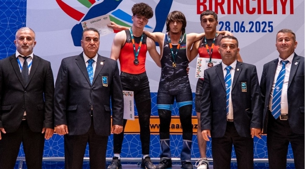 agirliqqaldirma-uzre-azerbaycan-birinciliyine-oglanlarin-mubarizesi-ile-yekun-vurulub