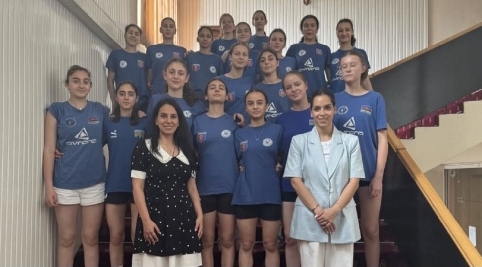 amada-genc-voleybolchulardan-ibaret-millinin-uzvleri-uchun-seminar-kechirib