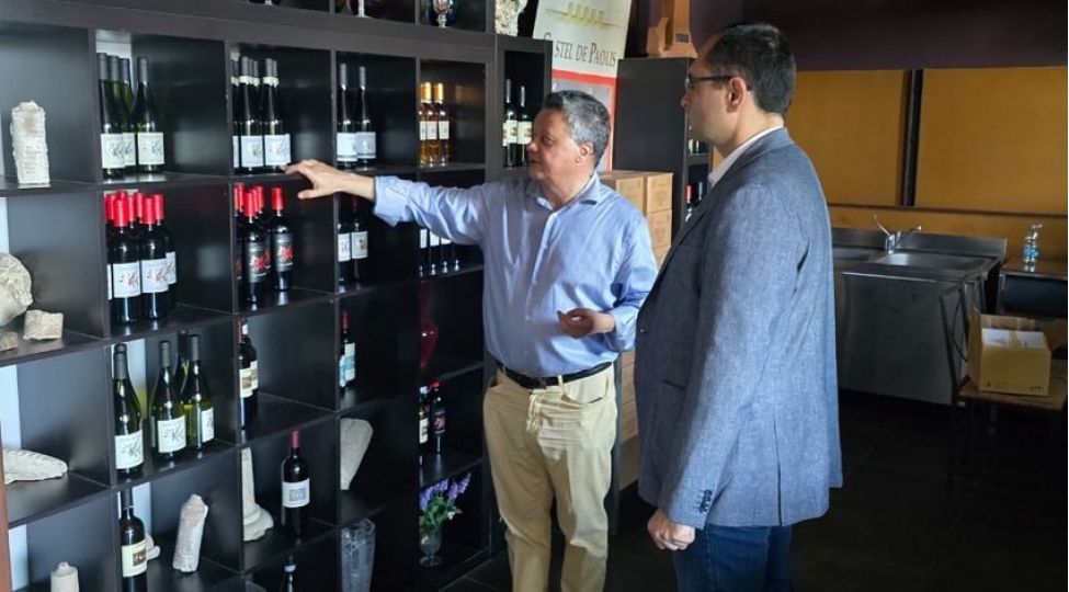 nazir-mecnun-memmedov-italiyada-sherabchiliq-muessisesinin-fealiyyeti-ile-tanish-olub