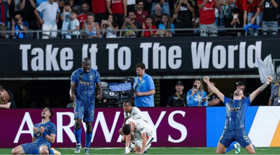 kdch-el-hilal-manchester-sitini-meglub-ederek-14-finala-vesiqe-qazanib