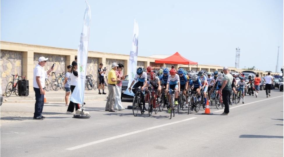 shose-velosipedi-uzre-azerbaycan-chempionatinda-qrup-otushmesine-start-verilib