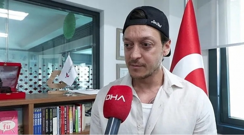 mesut-ozil-futbol-akademiyasi-achir