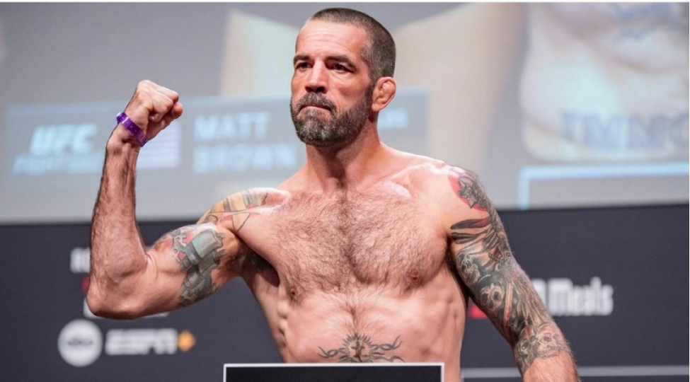 amerikali-doyushchu-ufc-den-uzaqlashdirilib