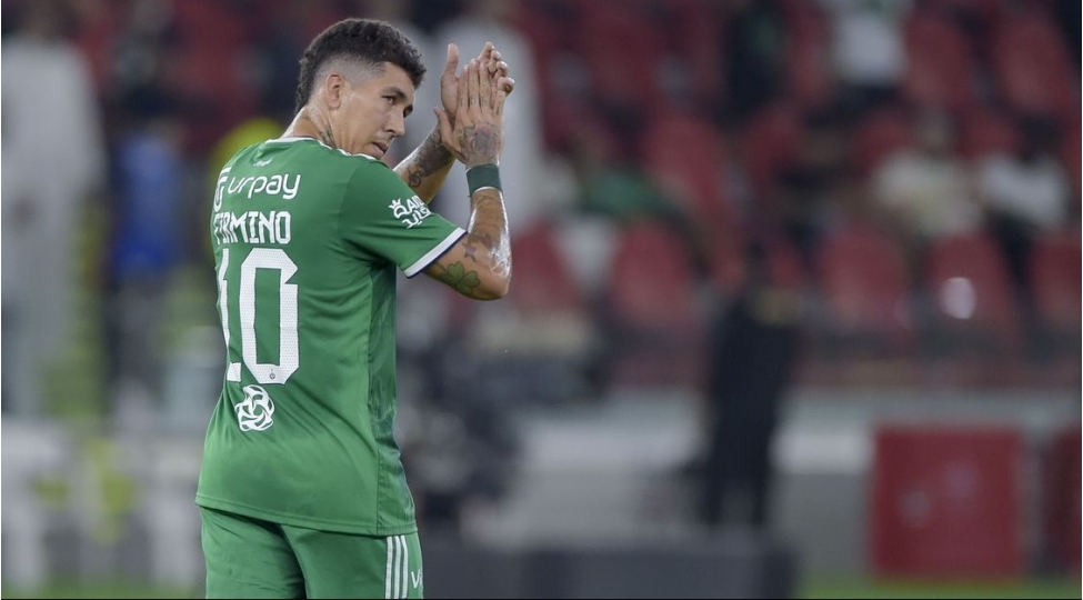 firmino-karyerasini-qeterde-davam-etdirecek