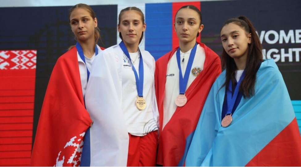 bokschumuzavropa-chempionu-olub