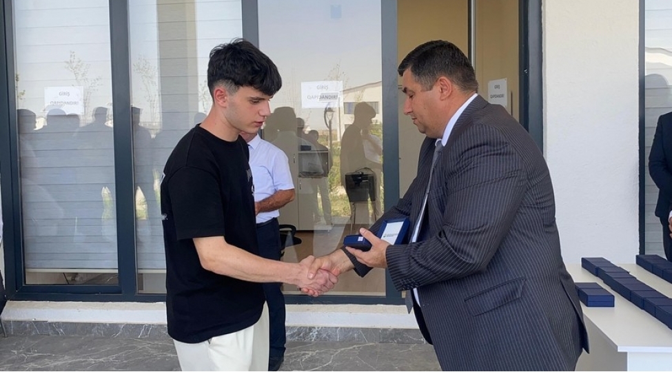 novbeti-koch-karvani-agdam-rayonunun-kengerli-kendine-chatib-acharlar-tehvil-verilib