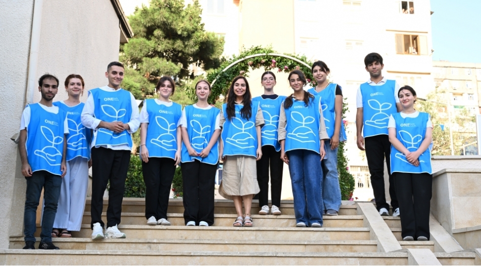 bizim-heyet-layihesi-cherchivesinde-yenilenmish-novbeti-heyet-sakinlerin-istifadesine-verilib-foto