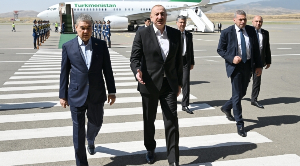 qurbanqulu-berdimehemmedov-fuzuli-rayonuna-gelib