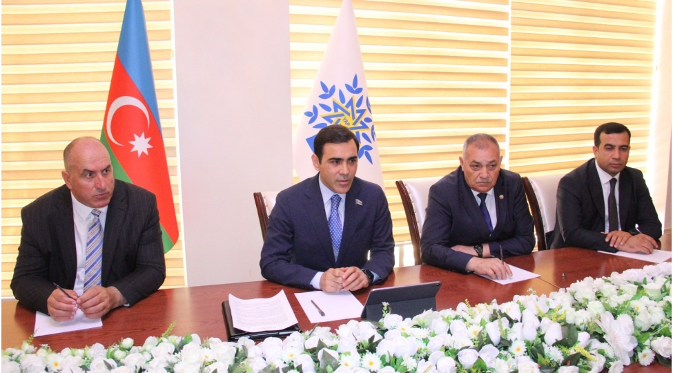 anar-memmedov-terterde-vetendashlari-qebul-edib-2