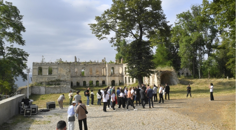 qarabag-regionu-uzre-turizm-beledchileri-hazirlanacaq