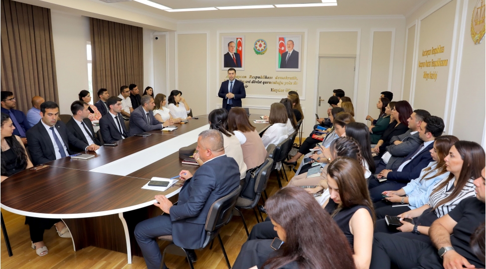 naxchivanda-dovlet-orqanlarinin-37-emekdashi-ixtisaslashmish-telimleri-ugurla-basha-chatdirib