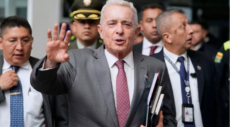 kolumbiyanin-kechmish-prezidenti-12-il-muddetine-ev-dustaqligina-mehkum-edilib