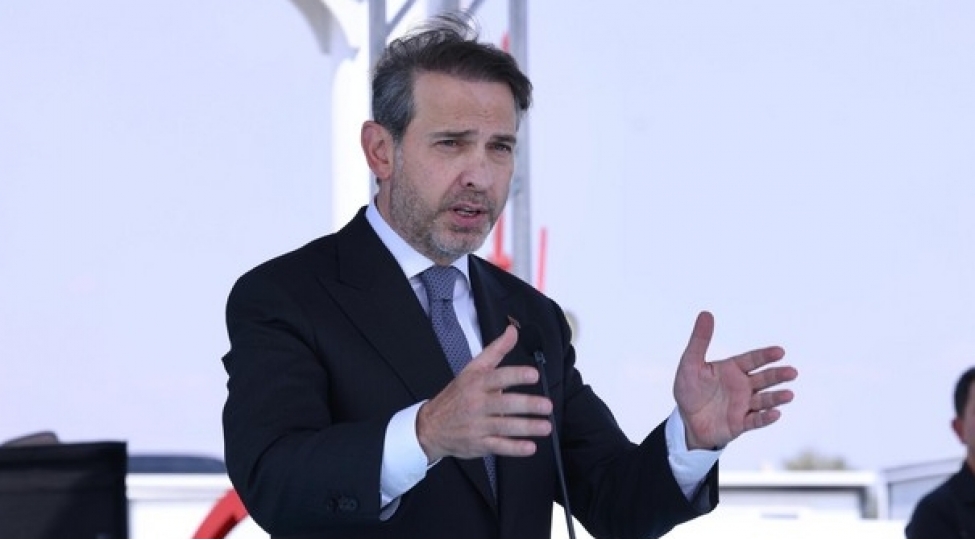 alparslan-bayraktar-turkiye-suriyaya-elektrik-enerjisi-ixracini-2-defeden-chox-artirmagi-hedefleyir