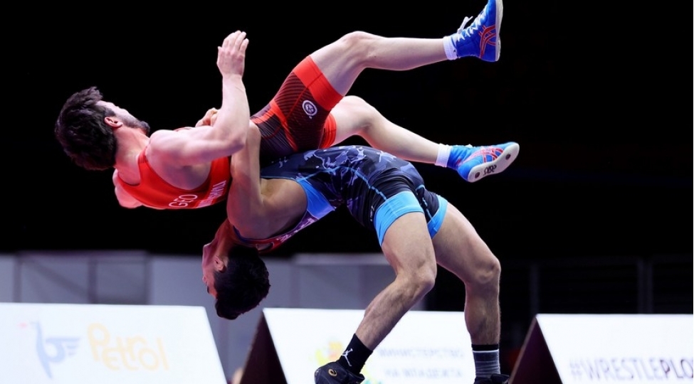 azerbaycan-millisi-dunya-chempionatini-4-medalla-basha-vurub