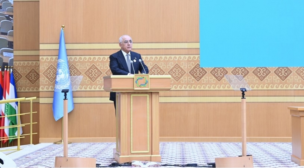 orta-dehliz-boyunca-tranzit-muddeti-ehemiyyetli-derecede-azalib-eli-esedov