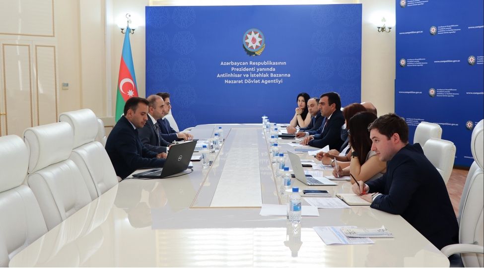 emtee-bazarinin-semereliliyi-ve-reqabet-ishchi-qrupunun-2025-ci-il-uzre-yol-xeritesi-cherchivesinde-gorush-kechirilib