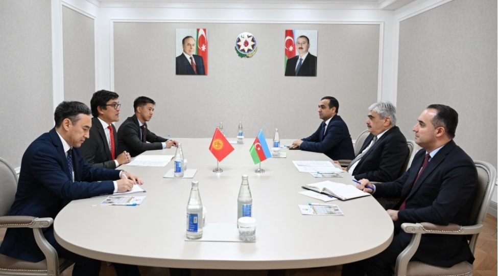 azerbaycan-ile-qirgizistan-arasinda-emekdashligin-genishlendirilmesi-perspektivleri-muzakire-olunub