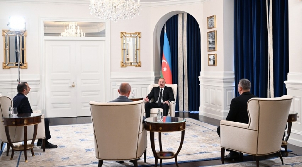 azerbaycan-daha-guclu-movqelere-malik-tranzit-olkeye-chevrilmeye-chalishir-prezident