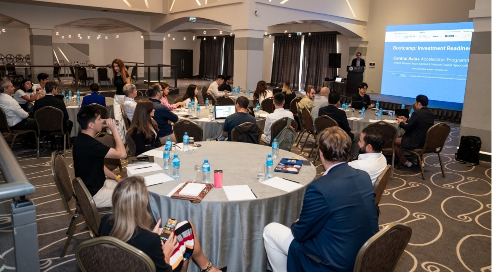 bakida-merkezi-asiya-akselerasiya-proqrami-cherchivesinde-bootcamp-kechirilir