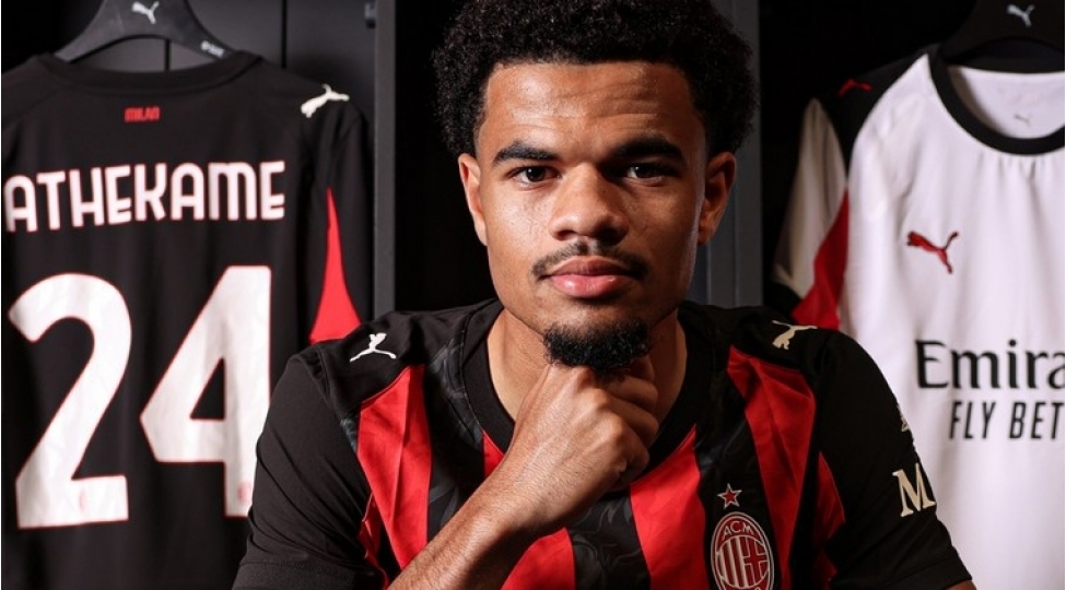 milan-yeni-transferini-achiqlayib