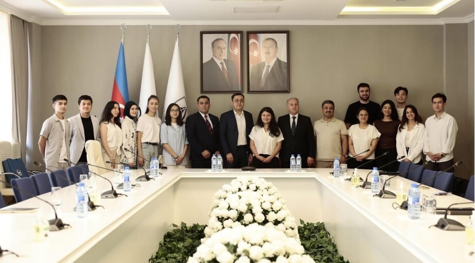 merkezi-asiya-universitetinin-numayende-heyeti-banm-da-olub