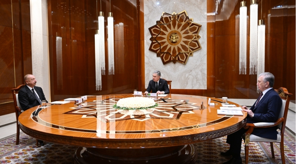 turkmenbashi-sheherinde-senedlerin-imzalanmasi-merasimi-olub