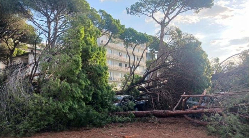 italiyada-elverishsiz-hava-sheraiti-fesadlara-sebeb-olub-2