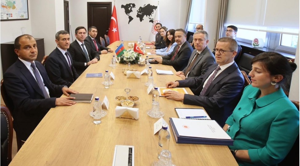 azerbaycan-ve-turkiyenin-inkishaf-agentlikleri-arasinda-emekdashliq-muzakire-olunub