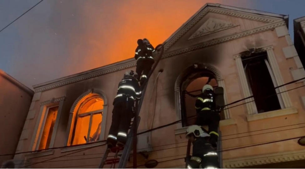 masazirda-yanan-evde-iki-neferin-meyiti-ashkarlanib