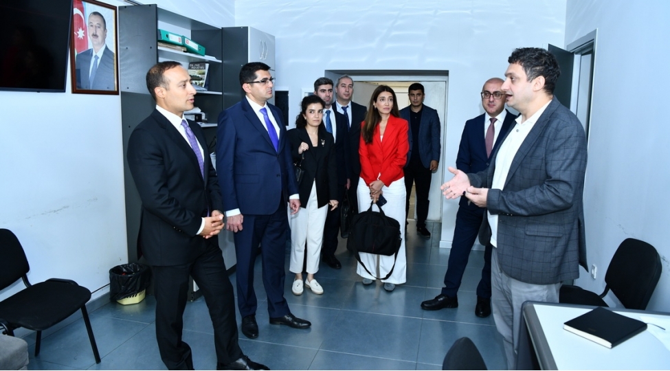 4sim-ve-adnsu-arasinda-emekdashliq-imkanlari-muzakire-olunub