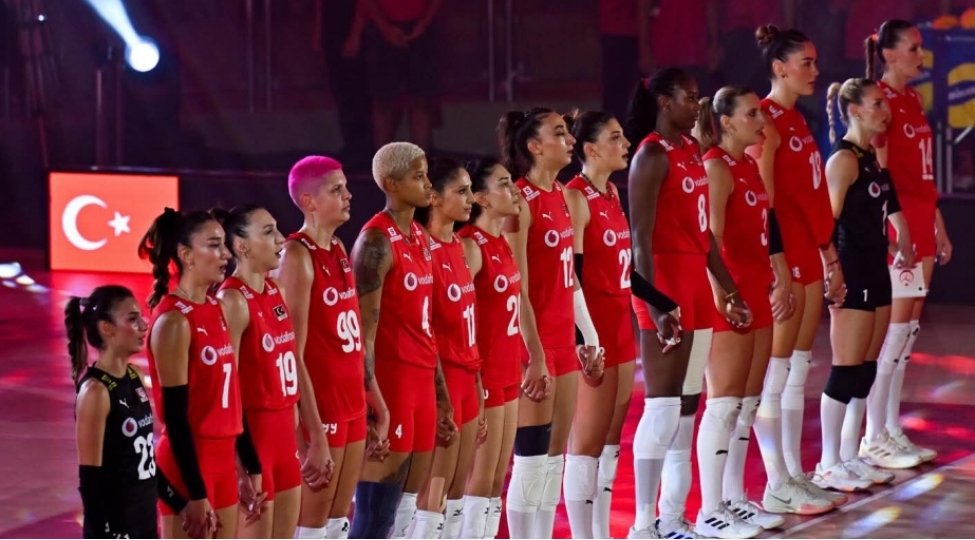 qadin-voleybolchulardan-ibaret-turkiye-millisi-dunya-chempionatinin-finalinda